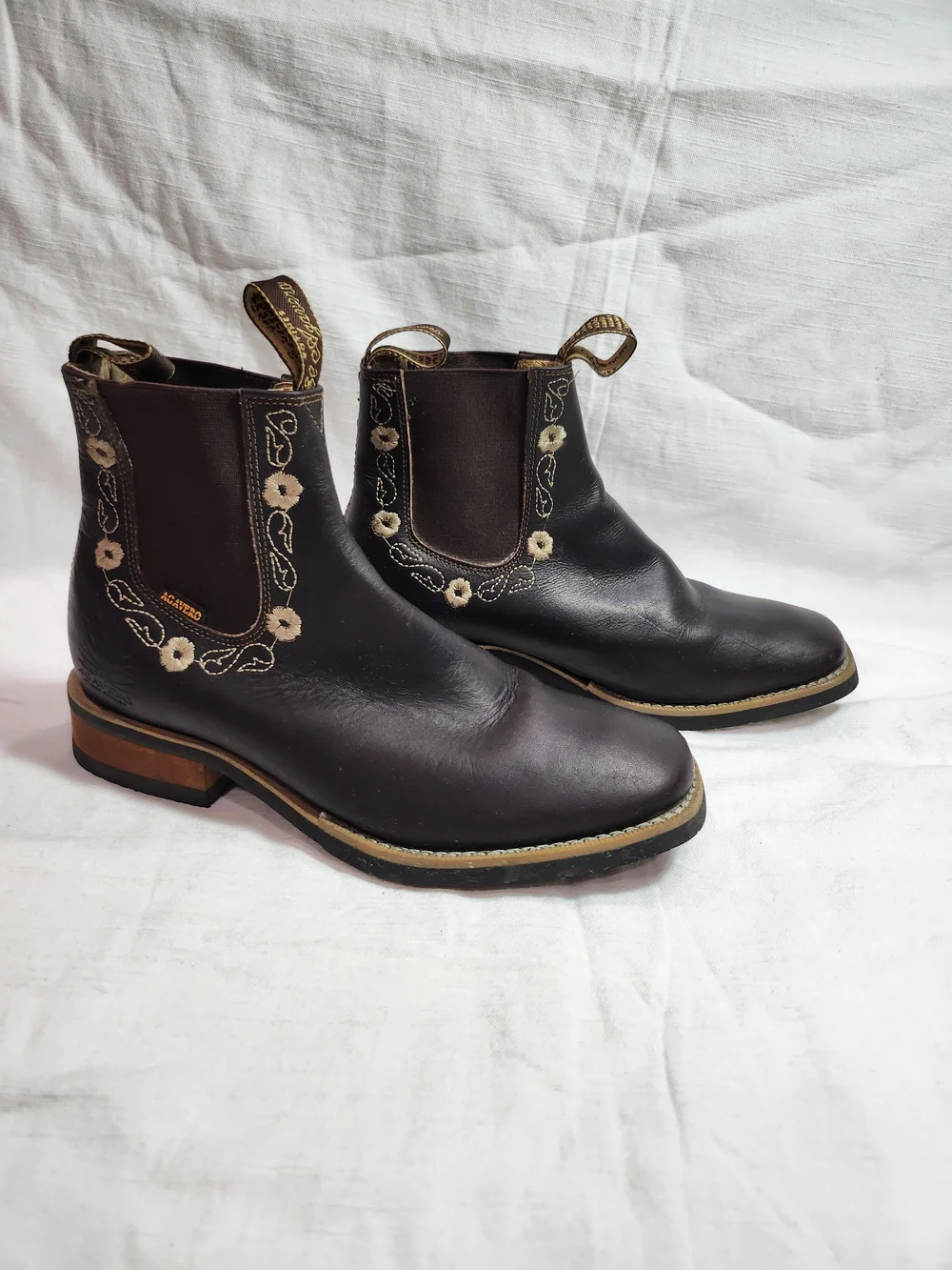 El Agavero Leather Floral Embroidered Boots 7